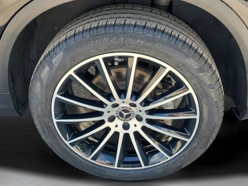 Certified 2022 Mercedes-Benz GLC 300 image 29