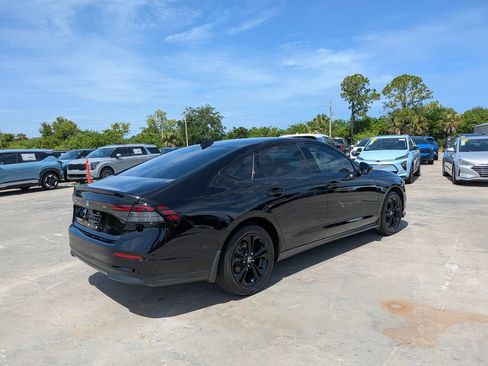 Used 2025 Honda Accord SE image 8