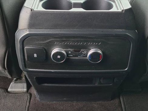 Used 2021 Ford Expedition XL RWD image 17