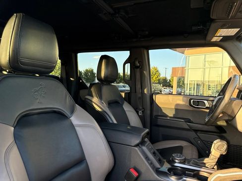 Used 2024 Ford Bronco Wildtrak AWD/4WD image 40