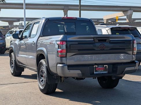Used 2026 Nissan Frontier PRO-4X AWD/4WD image 4