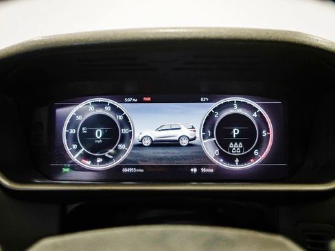 Used 2018 Land Rover Discovery HSE AWD/4WD image 25