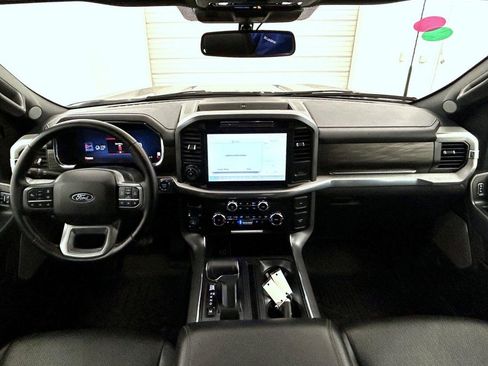 Used 2025 Ford F150 Lariat w/ Equipment Group 501A Mid AWD/4WD image 13