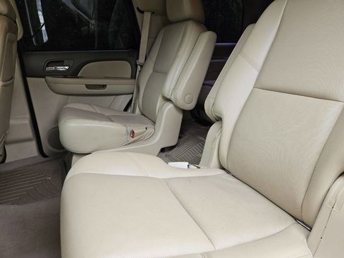 Used 2013 Chevrolet Tahoe LTZ AWD/4WD image 14