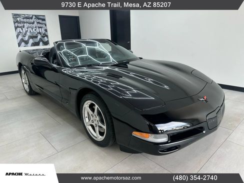 Used 2004 Chevrolet Corvette Convertible w/ Preferred Equipment Group image 3
