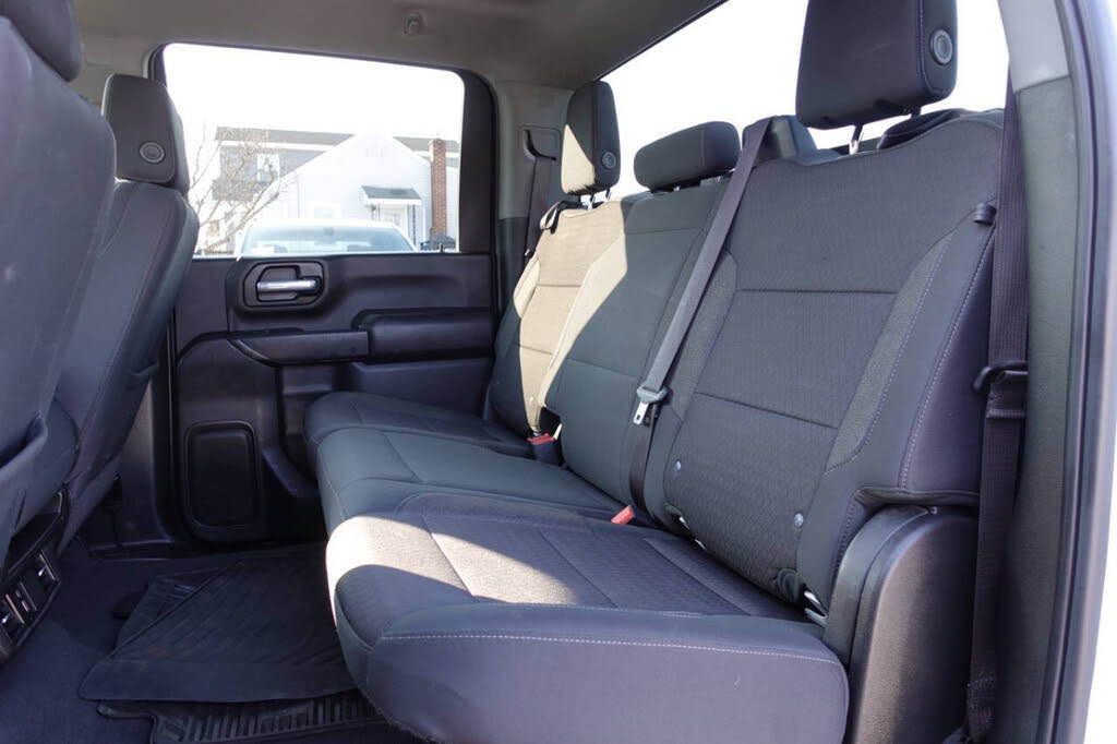 Used 2024 Chevrolet Silverado 2500 Custom w/ Custom Value Package AWD/4WD image 21