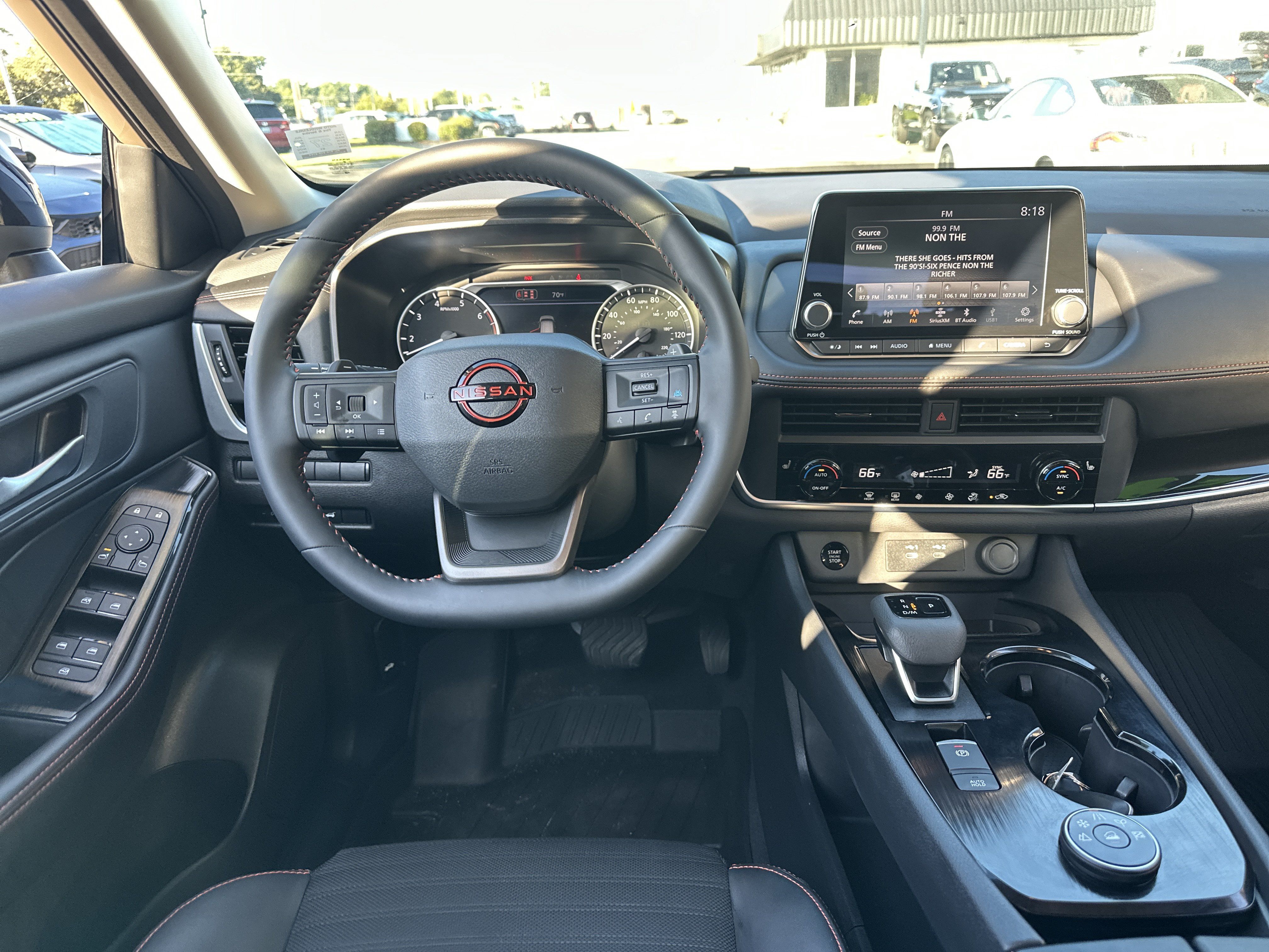Used 2026 Nissan Rogue SV AWD/4WD image 15