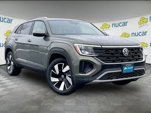 New 2026 Volkswagen Atlas Cross Sport SE image 1