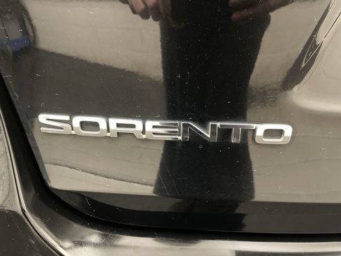 Used 2020 Kia Sorento LX FWD image 22