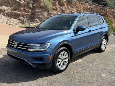 Used 2018 Volkswagen Tiguan S image 1