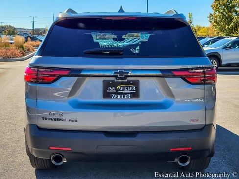 Used 2023 Chevrolet Traverse RS w/ LPO, Floor Liner Package AWD/4WD image 5