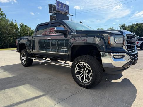 Used 2017 GMC Sierra 1500 SLT w/ SLT Premium Package AWD/4WD image 30