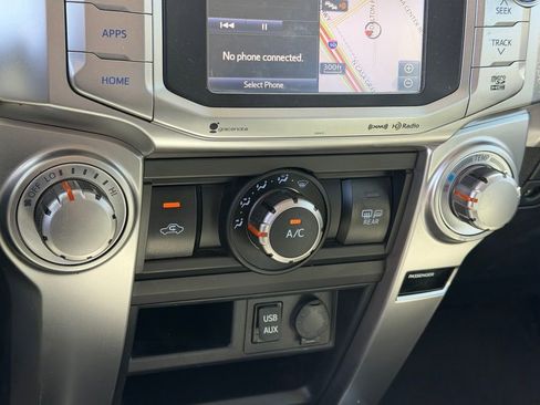 Used 2019 Toyota 4Runner SR5 Premium AWD/4WD image 22