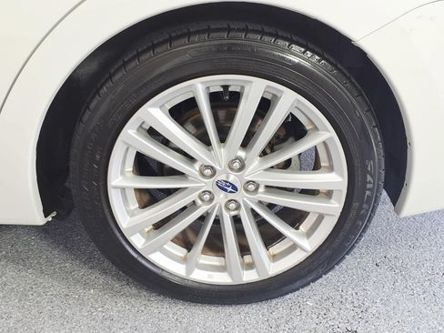 Used 2016 Subaru Impreza 2.0i Limited AWD/4WD image 8