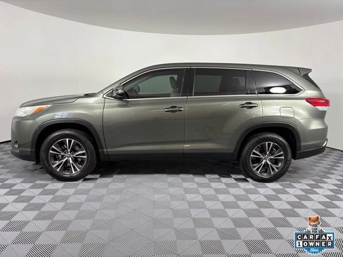 Used 2019 Toyota Highlander LE FWD image 13