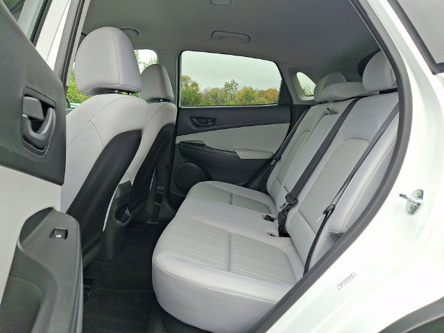 Certified 2023 Hyundai Kona SEL AWD/4WD image 10