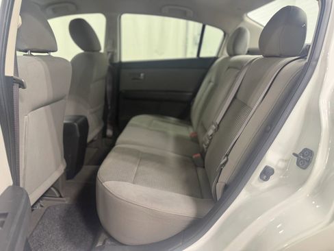 Used 2012 Nissan Sentra 2.0 S w/ Convenience Pkg image 33
