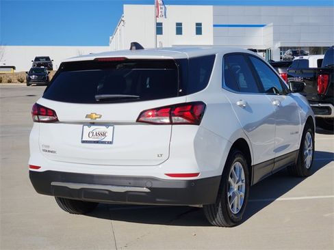 Used 2024 Chevrolet Equinox LT w/ LPO, Floor Liner Package image 6