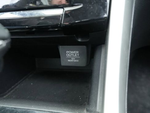 Used 2016 Honda Accord Touring image 34