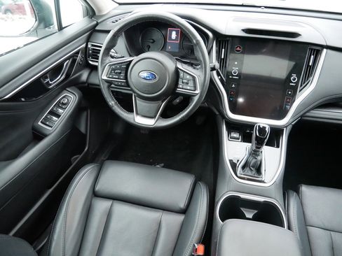 Used 2023 Subaru Outback Limited image 9