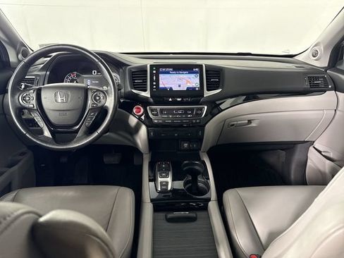 Used 2016 Honda Pilot Touring image 23