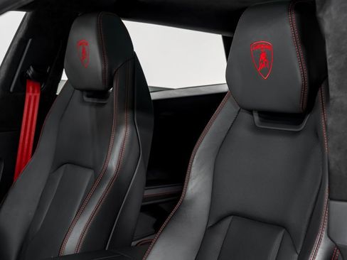 Used 2023 Lamborghini Urus S AWD/4WD image 19