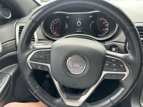 Used 2021 Jeep Grand Cherokee Laredo X AWD/4WD image 15