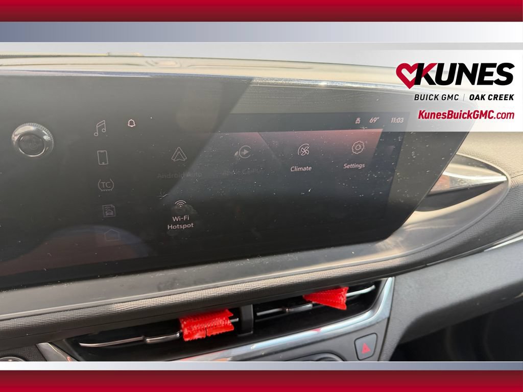 Used 2025 Buick Envista Sport Touring w/ Convenience I Package FWD image 25