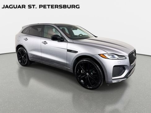 Used 2026 Jaguar F-PACE R-Dynamic S AWD/4WD image 3