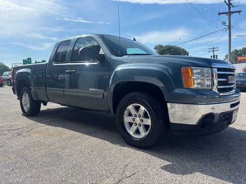Used 2012 GMC Sierra 1500 SLE w/ Power Tech Package AWD/4WD image 4