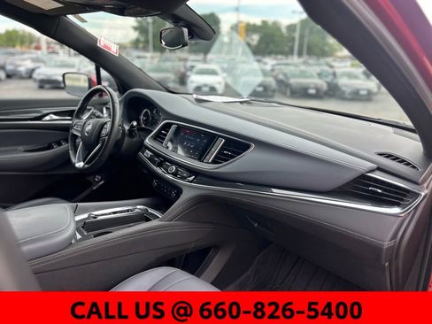 Used 2023 Buick Enclave Essence w/ Sport Touring Edition FWD image 8