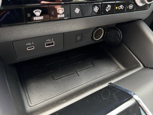 Used 2025 Mitsubishi Outlander SE AWD/4WD image 22