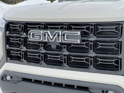 New 2026 GMC Canyon Elevation w/ Convenience Package image 39