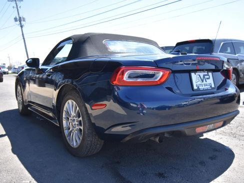 Used 2018 FIAT 124 Spider Classica w/ Technology & Siriusxm Group image 4