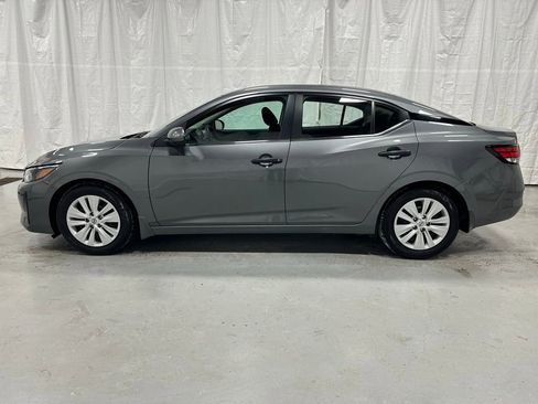 Used 2025 Nissan Sentra S image 4