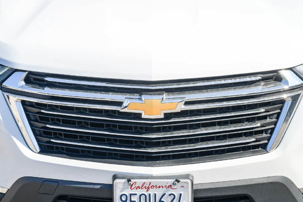 Used 2023 Chevrolet Traverse LT FWD image 5