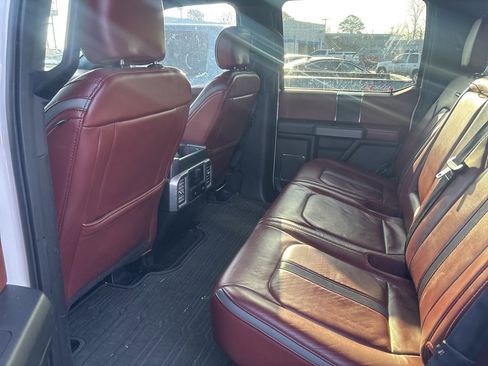 Used 2018 Ford F150 Platinum w/ Equipment Group 701A Luxury image 13