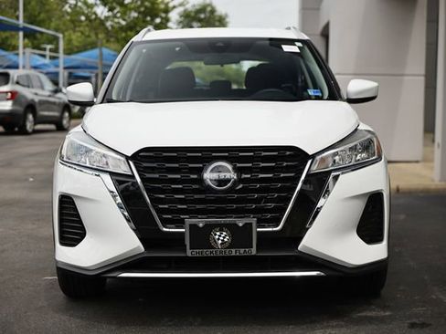 Used 2024 Nissan Kicks SV FWD image 13