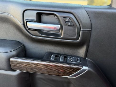 Used 2020 GMC Sierra 1500 Elevation image 15