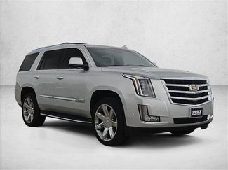 Used 2019 Cadillac Escalade Luxury AWD/4WD video 3