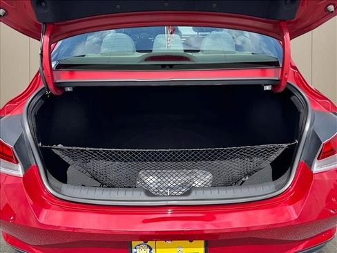 Used 2022 Hyundai Elantra Blue FWD image 16