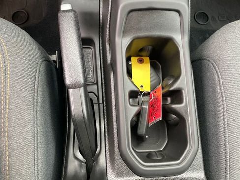 Used 2024 Jeep Gladiator Sport image 35