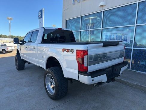 Used 2017 Ford F250 Platinum w/ Platinum Ultimate Package image 8