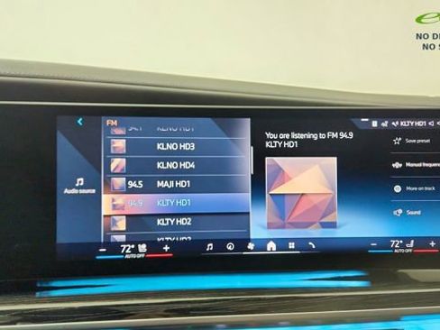 Used 2024 BMW 740i xDrive w/ Premium Package image 51