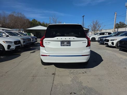 New 2026 Volvo XC90 B6 Ultra image 14