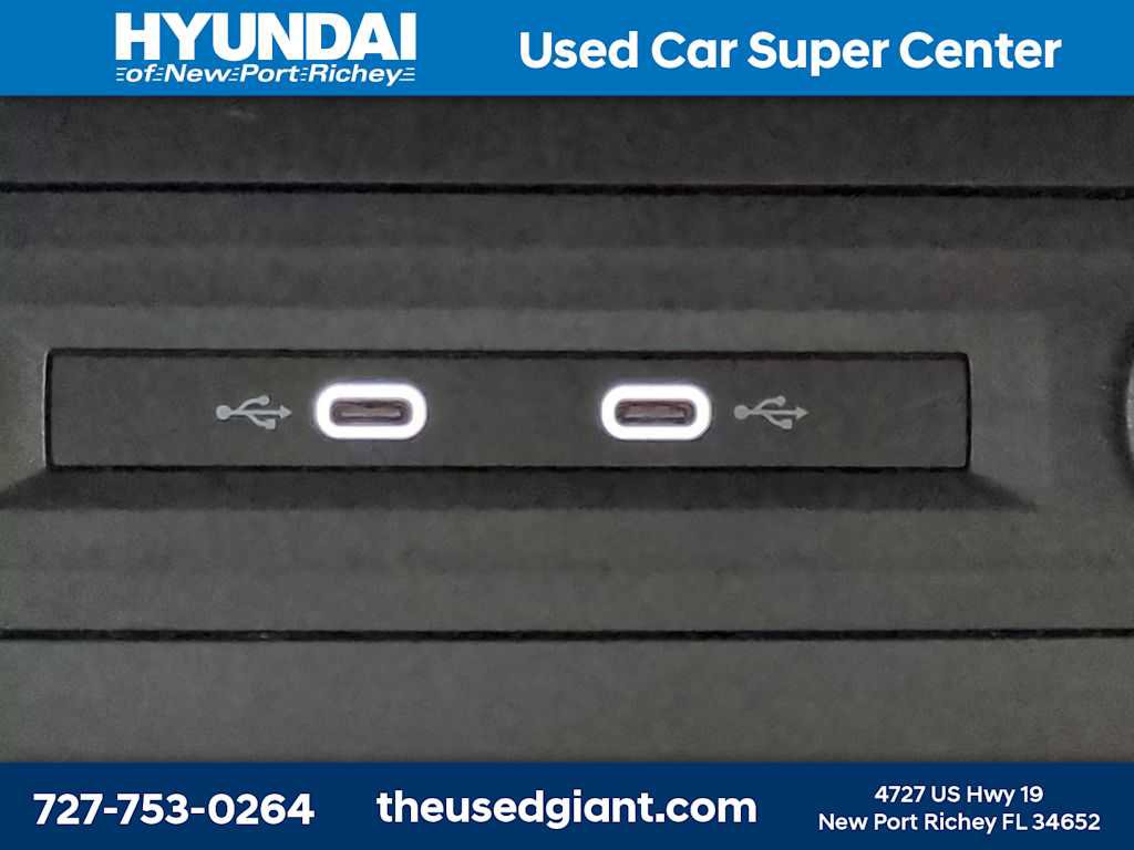 Used 2021 Volkswagen Atlas SEL R-Line FWD image 26