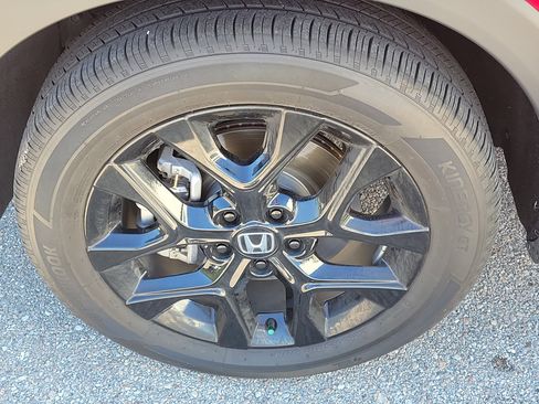 Certified 2024 Honda HR-V Sport image 7