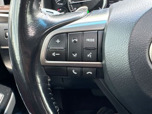 Used 2017 Lexus LX 570 4WD w/ Luxury Package image 21