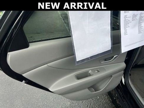 Certified 2025 Hyundai Elantra Sport image 12