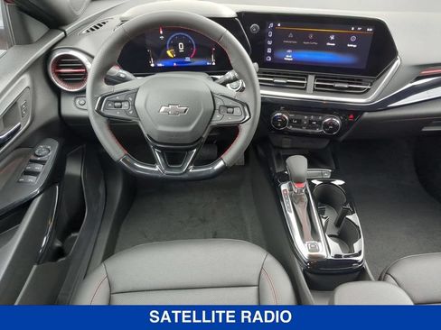New 2026 Chevrolet Trax RS w/ Sunroof Package FWD image 18